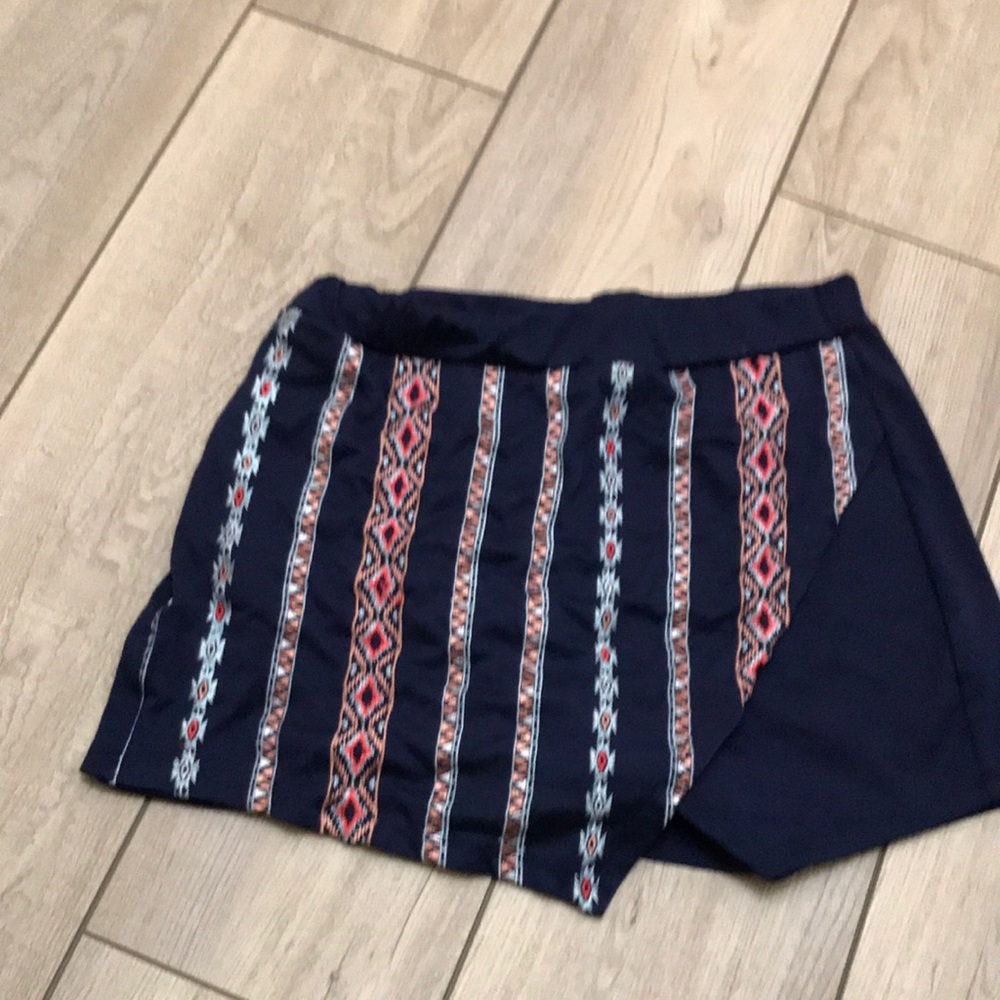 Skort